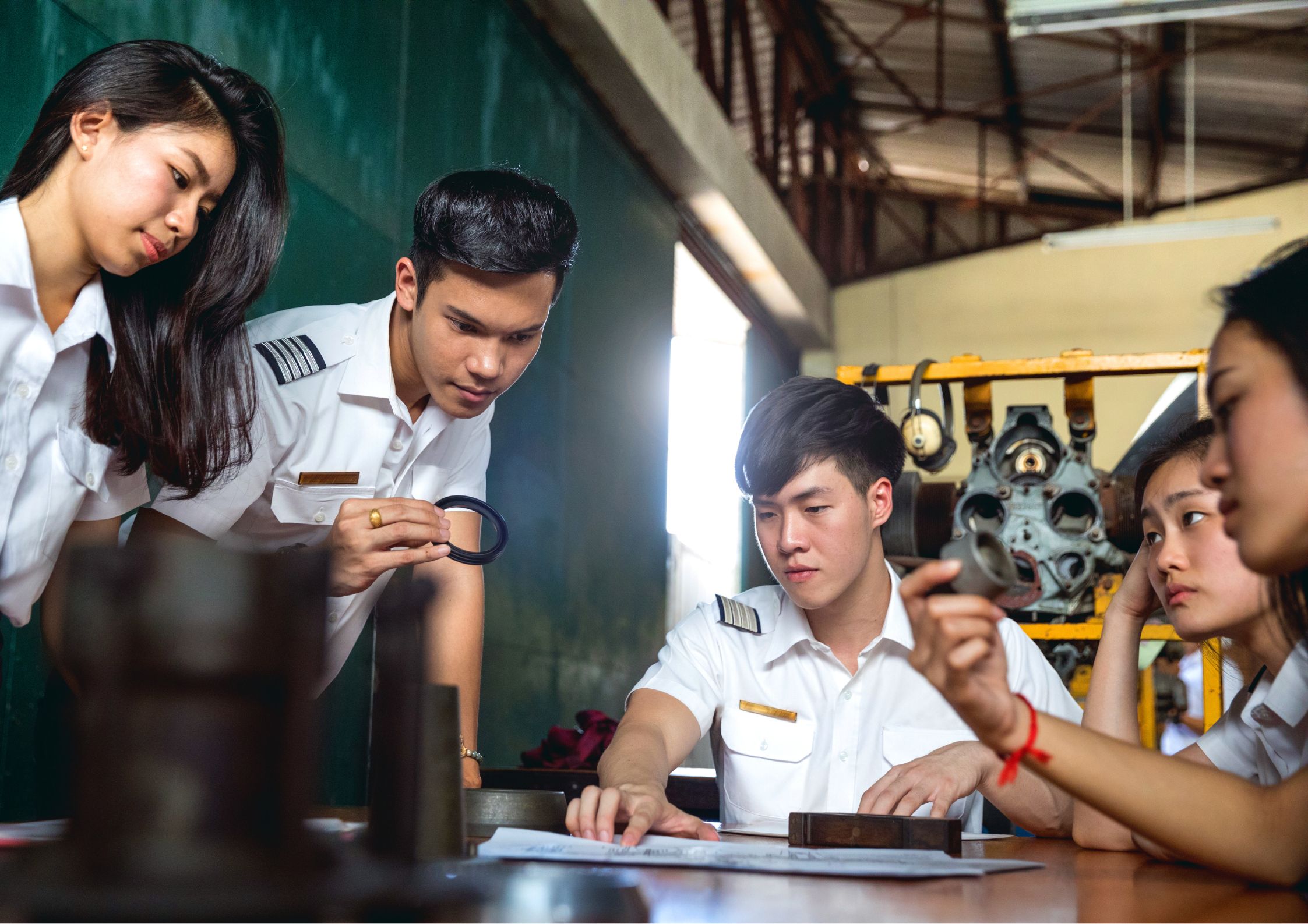 A Day in the Life of an Aviation Student: From Ground School to Flight Deck